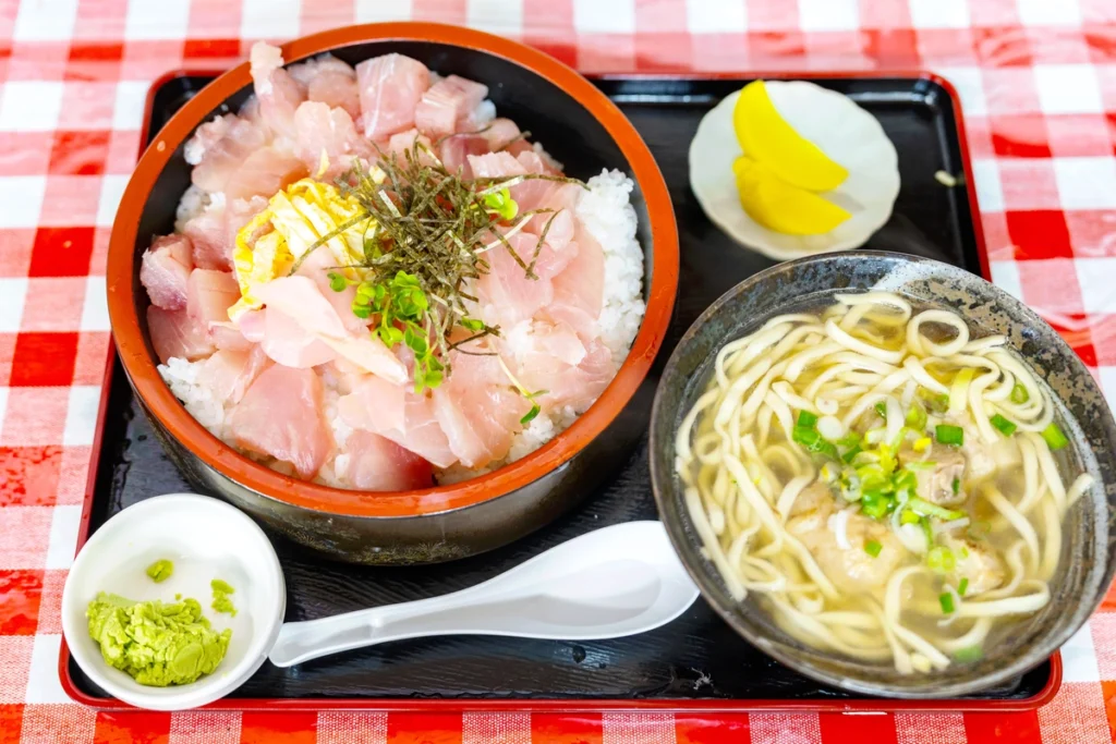 참치 덮밥 세트