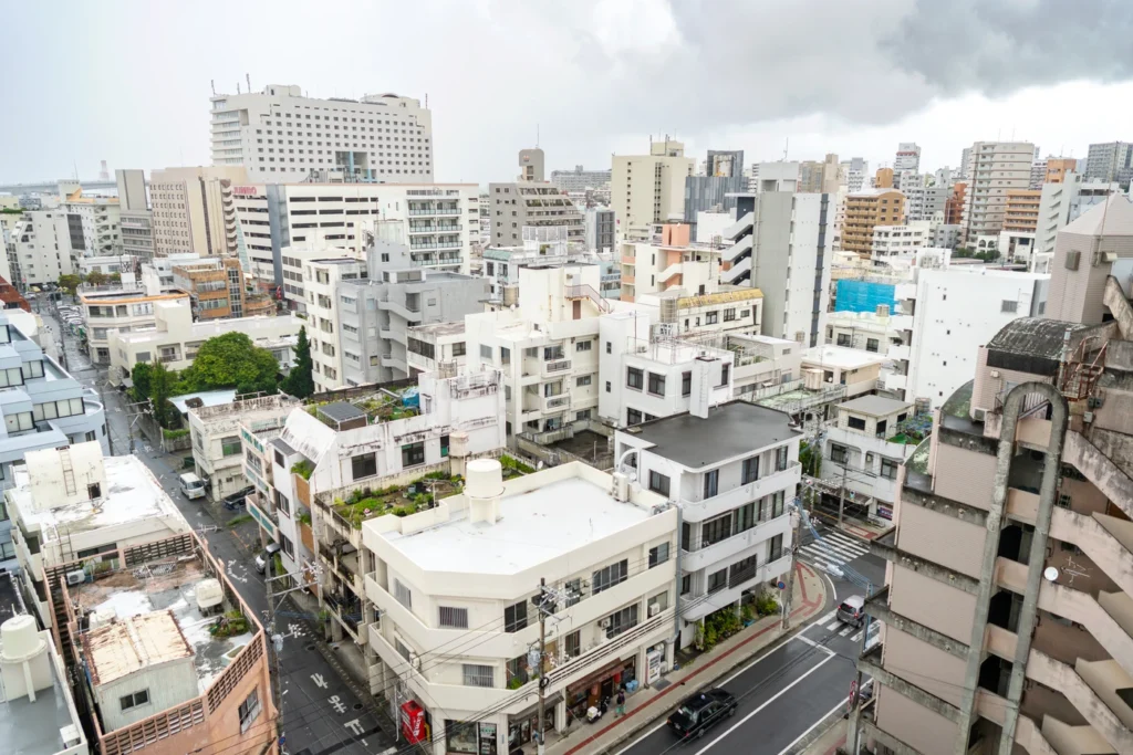 2025년 7월 8일 오키나와 날씨 비내리는 오후 미에바시