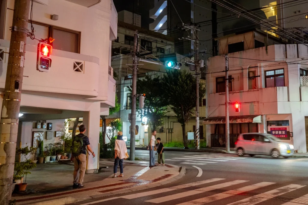 7월 오키나와 날씨 선선한 밤의 미에바시