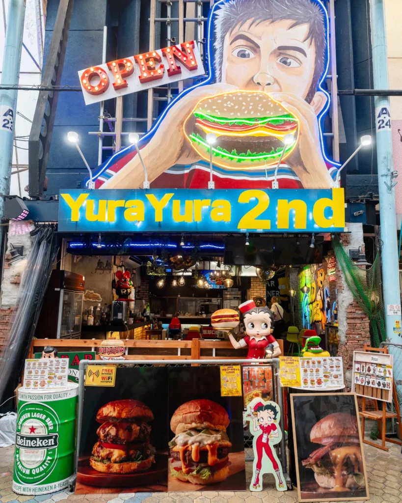 오키나와 맛집 Yura Yura 2nd 밖에서 본 식당의 모습