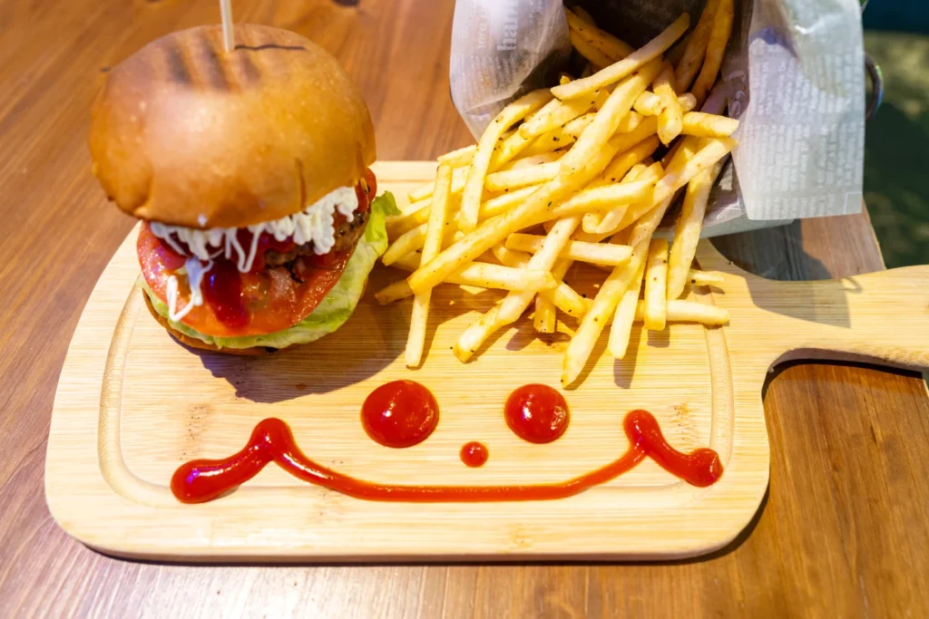 오키나와 맛집 Yura Yura 2nd 심플 버거 세트