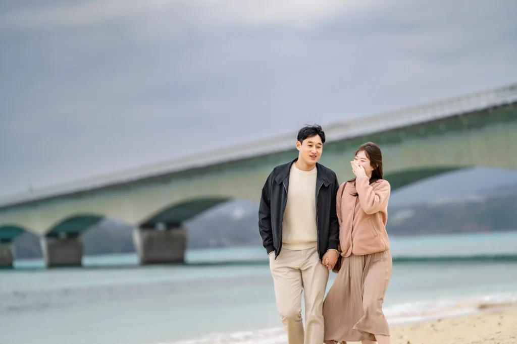 오키나와 스냅 코우리 해변에서