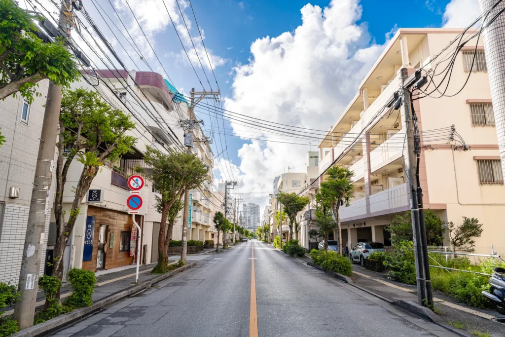2025年8月17日沖繩天氣早晨美榮橋的樣子。清晨下了一點雨,但一天開始時非常晴朗,上午也不太熱。