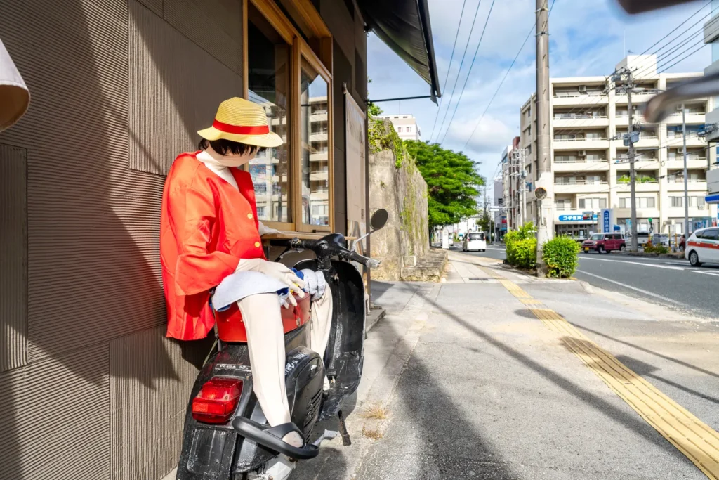 2025年8月19日沖繩天氣 下午晚些時候陽光依然刺眼。