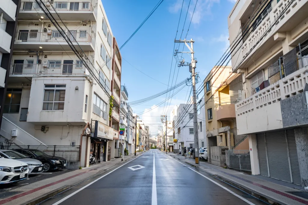 오키나와 날씨 2025년 8월 31일 아침 미에바시 비가 온 뒤 맑은 거리