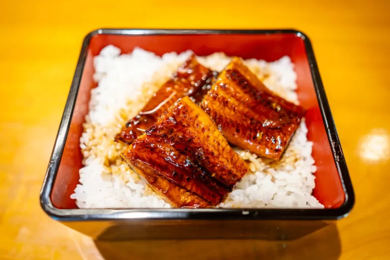 沖縄レストラン：湯川季節料理 - うなぎ丼