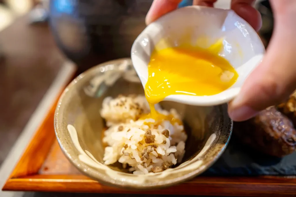 츠쿠네 소스 계란