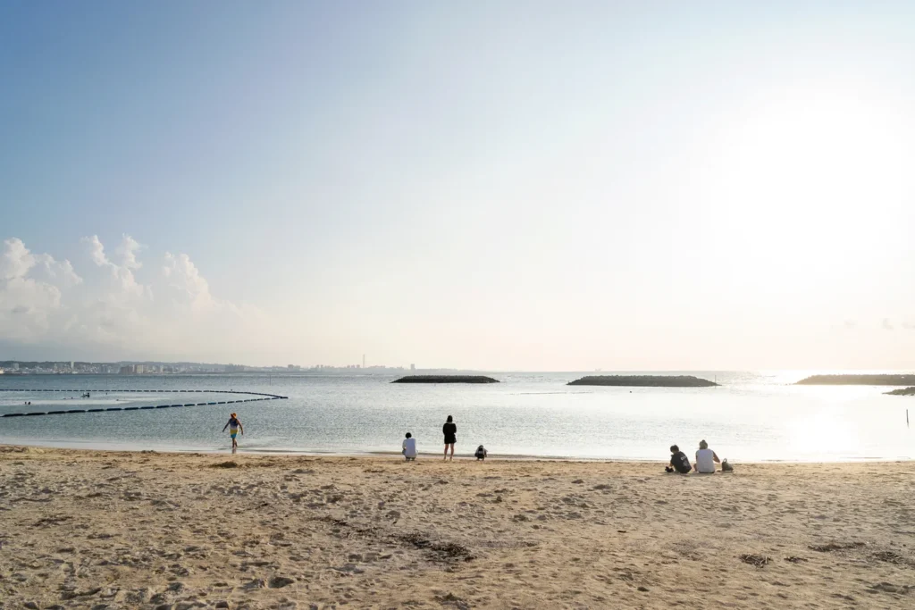 오후 늦은 시간 오키나와 선셋 비치