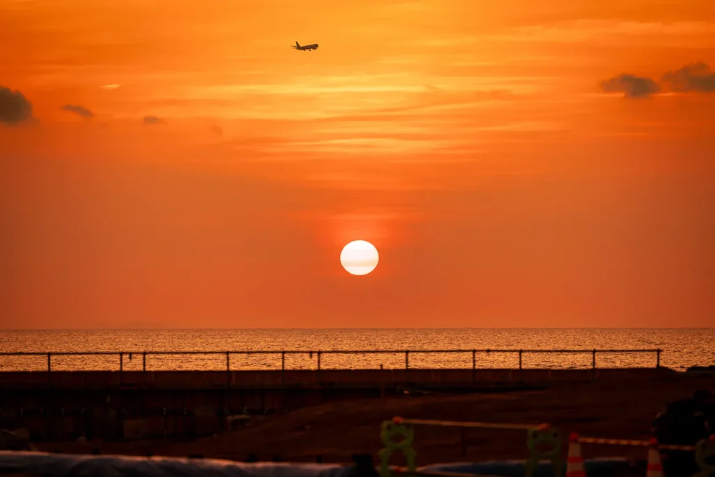 오키나와 날씨 2025년 10월 10일 노을