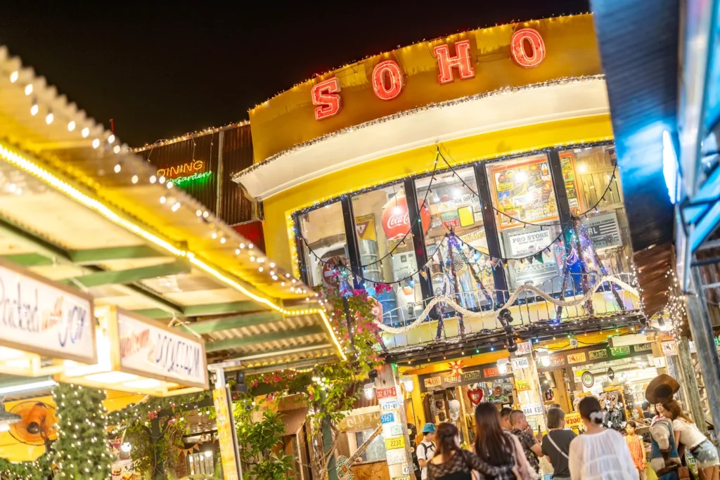 저녁 데포 아일랜드 모습