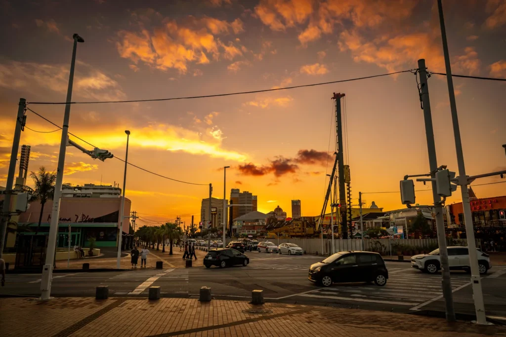 멋진 아메리칸 빌리지의 노을