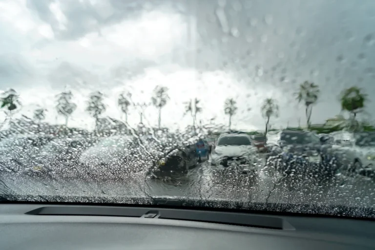 Okinawa weather on 19th October 2025: It's pouring rain.