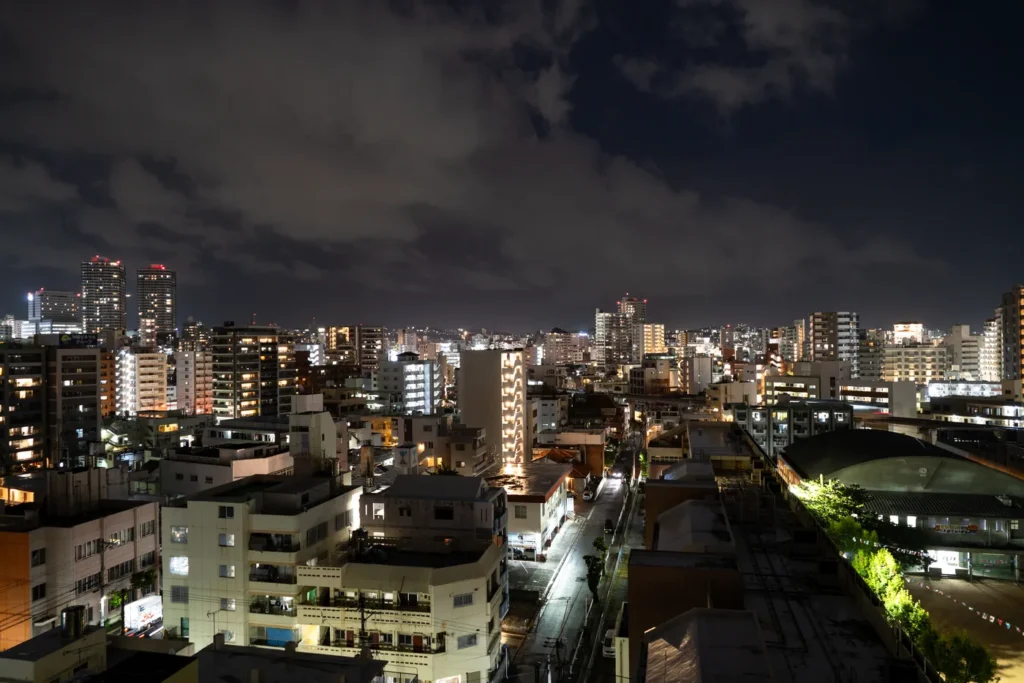 저녁 비가 내린 나하