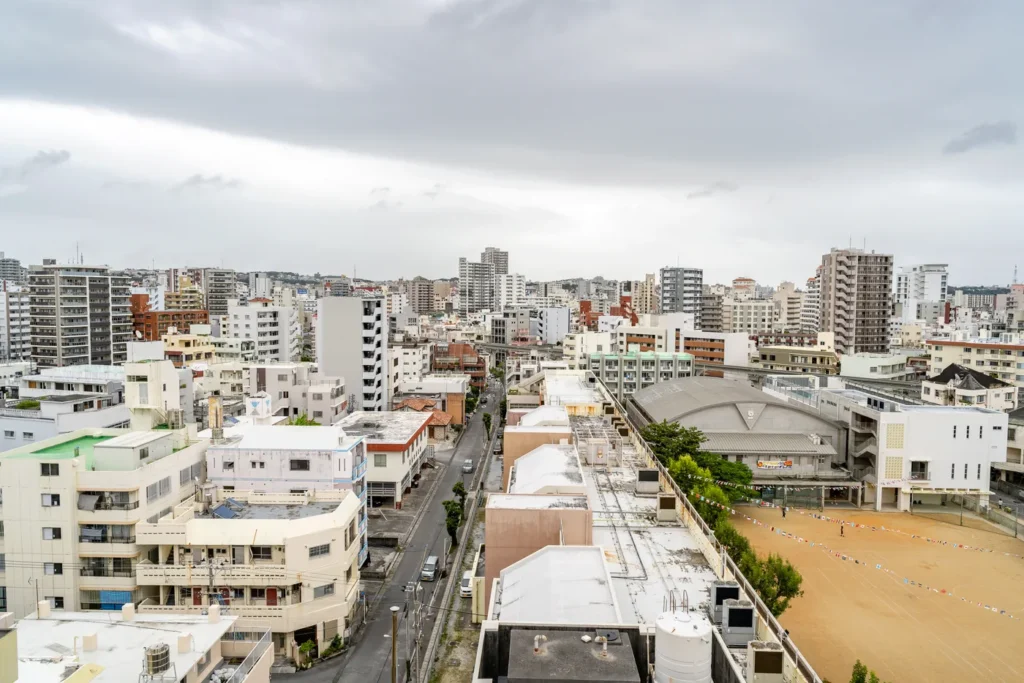 살짝 비내리던 오후 나하