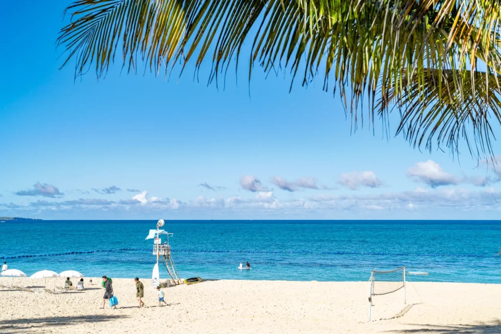 문비치의 모습 평일 이른 아침이라서 사람이 별로 없다