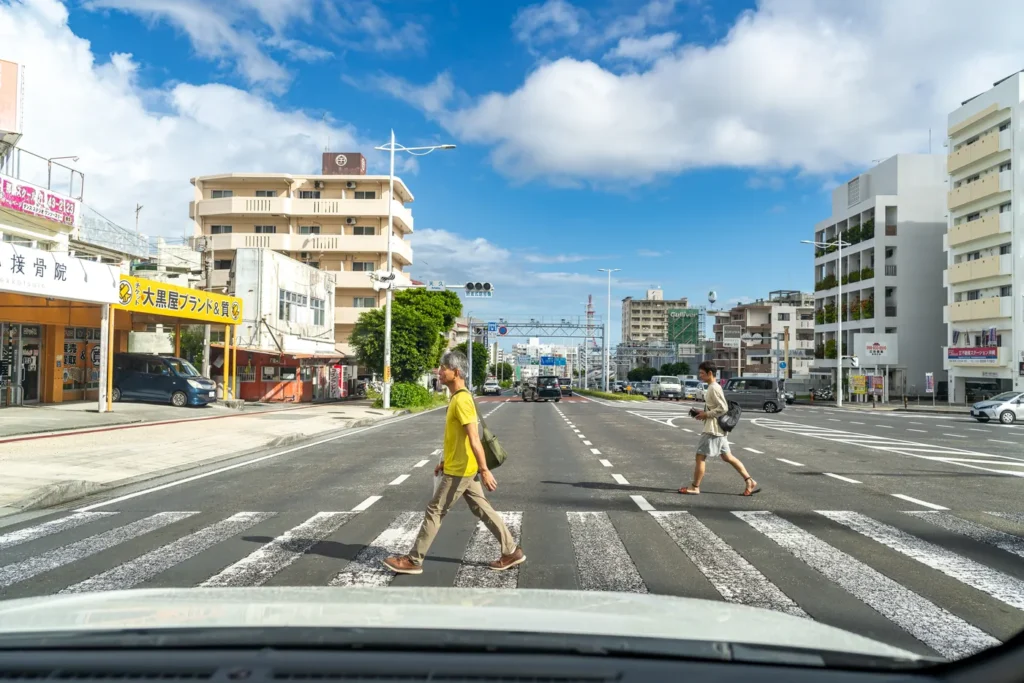 맑고 쾌청한 오전