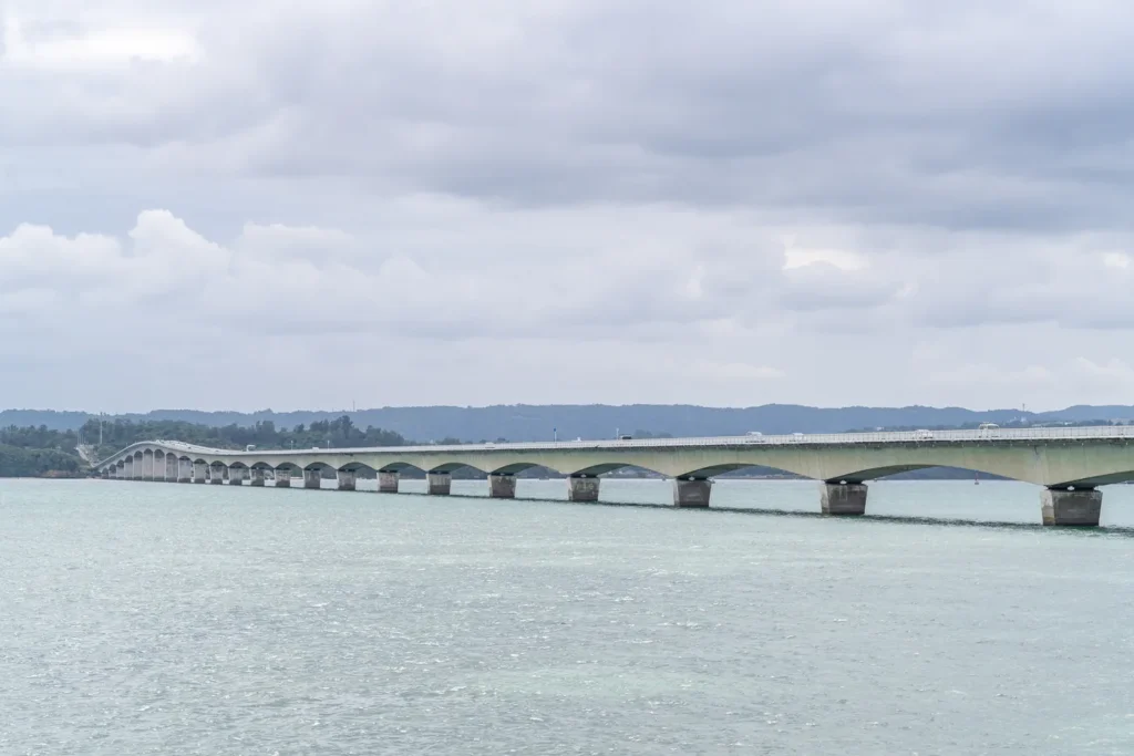 약간 맑아진 코우리 대교