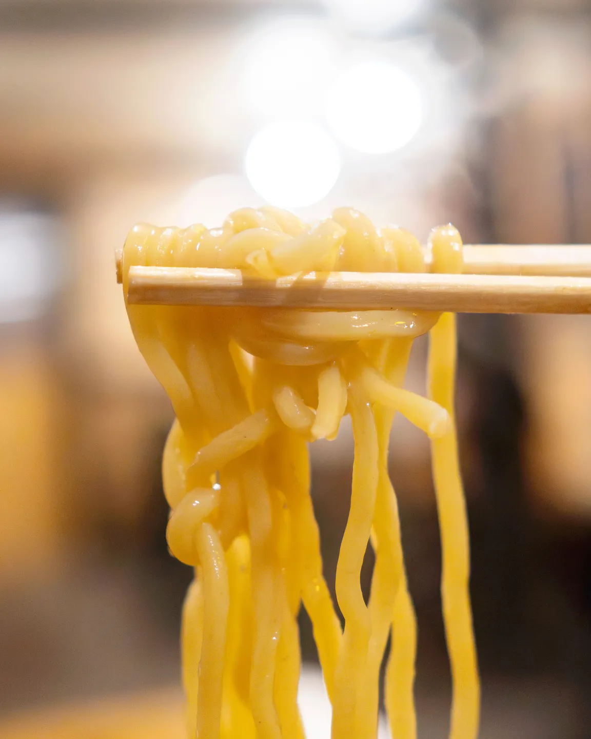 nouilles de ramen fermes et élastiques