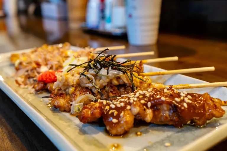 Yakitori Inamura (鳥道楽 稲村) Menü